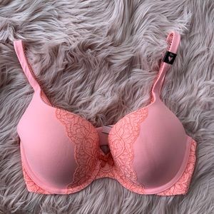Victoria Secrets Push-Up Bra